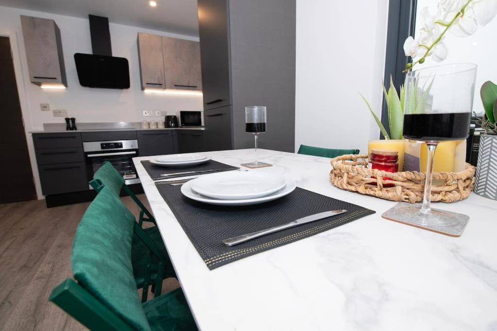 Apartmán Deluxe 2 Bed York Flat With Gym Sleeps 6 Exteriér fotografie
